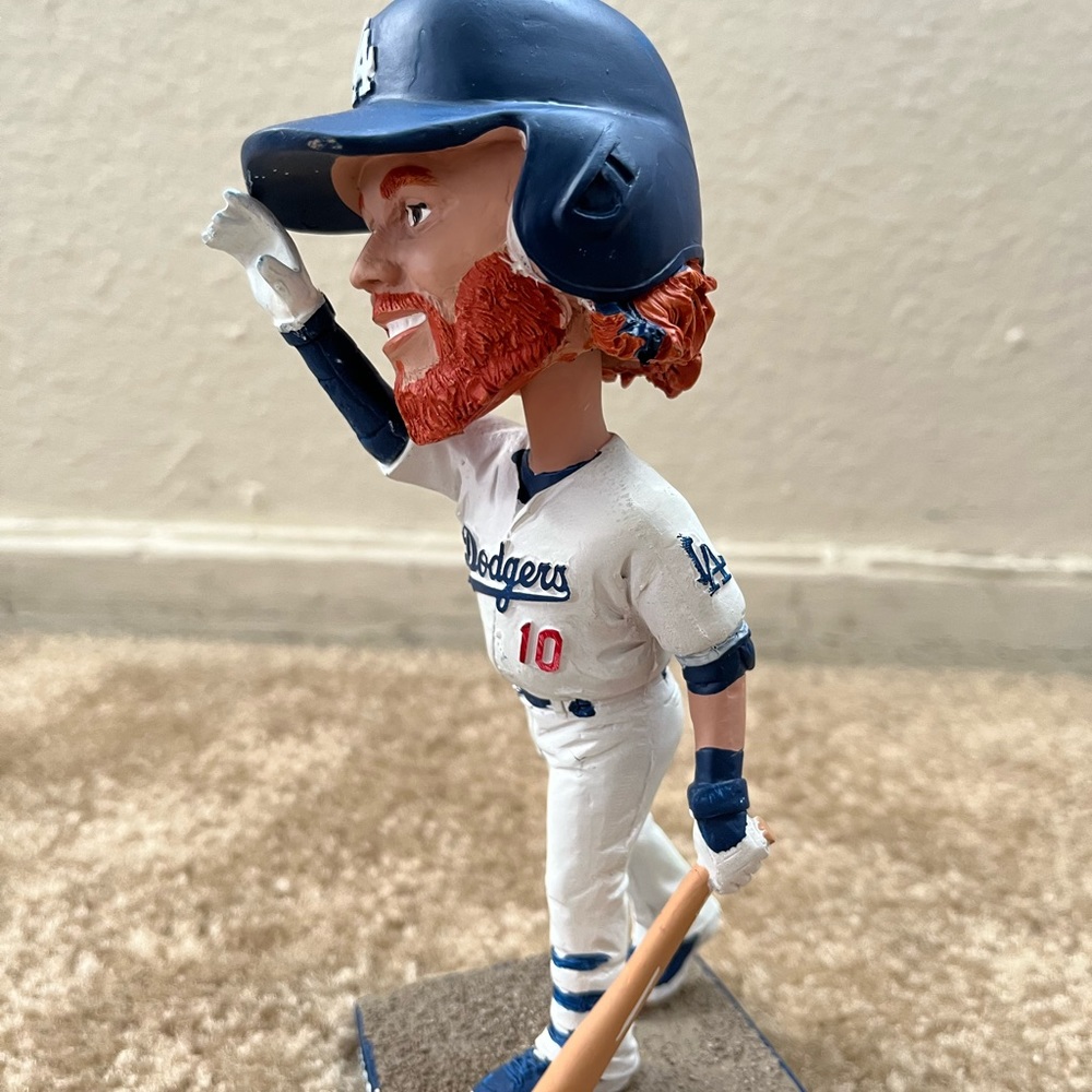 Bobblehead. - Picture 8 of 13